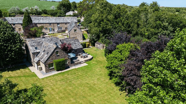 Sykes Cottages promotion