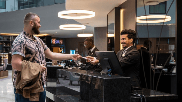 Holiday Extras promotion
